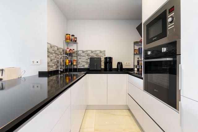 Apartamento de 2 habitaciones en La Florida, Orihuela en venta con piscina garaje - 249.900 € (Ref: 9371240)