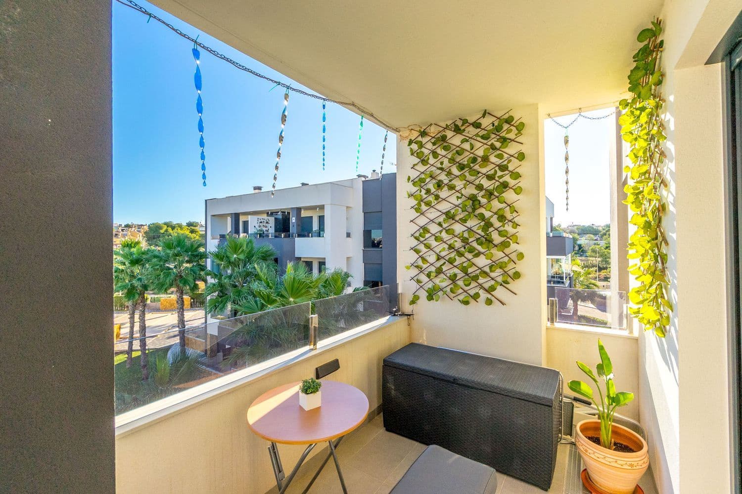 Apartamento de 2 habitaciones en Orihuela Costa en venta con piscina garaje - 249.900 € (Ref: 9371240)