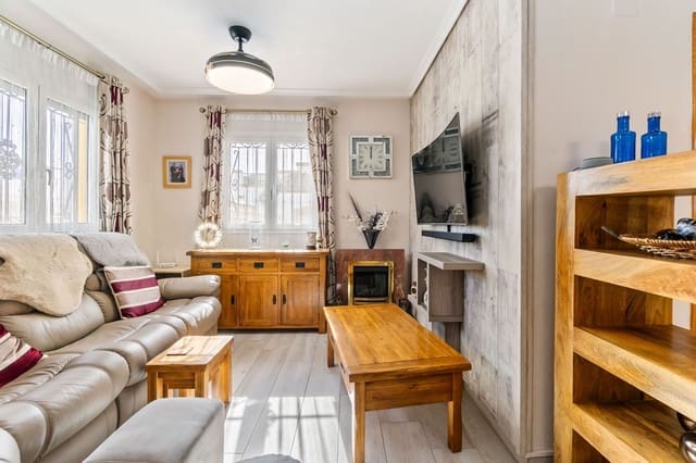 3 quarto Casa em Banda para venda em Desamparados - Hurchillo - Torremendo, Orihuela com piscina garagem - 209 900 € (Ref: 9371244)