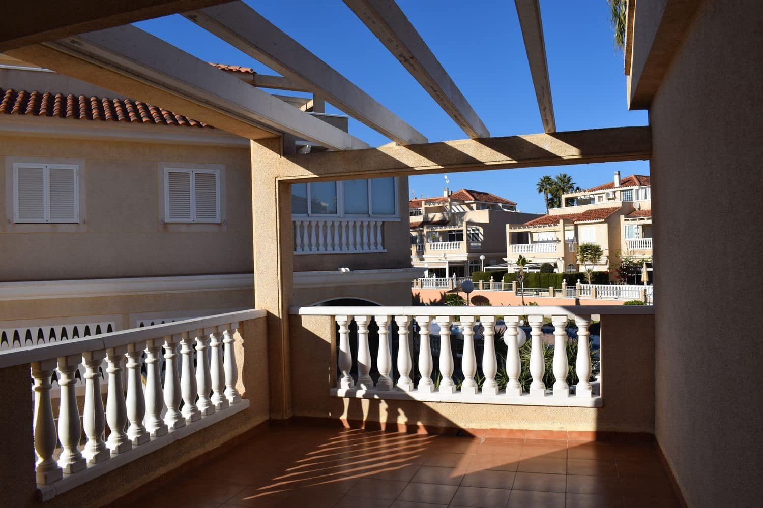 2 soveværelse Byhus til salg i Orihuela Costa med swimmingpool garage - € 265.000 (Ref: 9387487)