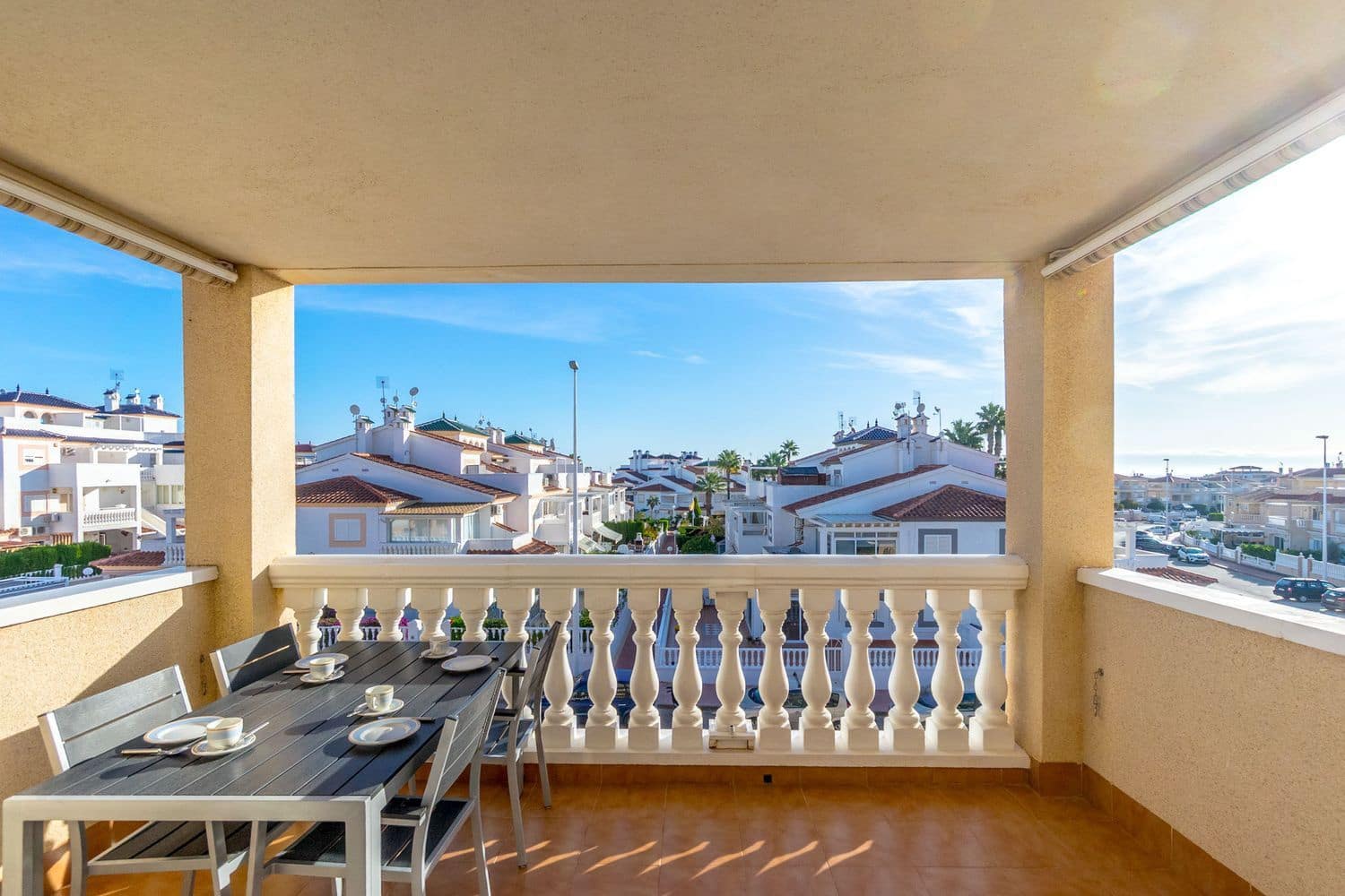 3 soverom Leilighet til salgs i Orihuela Costa med svømmebasseng garasje - € 229 900 (Ref: 9390028)