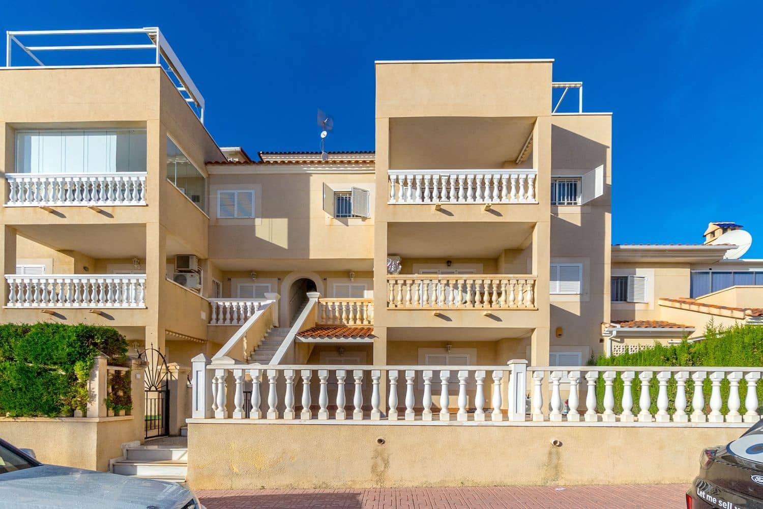 3 soverom Leilighet til salgs i Orihuela Costa med svømmebasseng garasje - € 229 900 (Ref: 9390028)