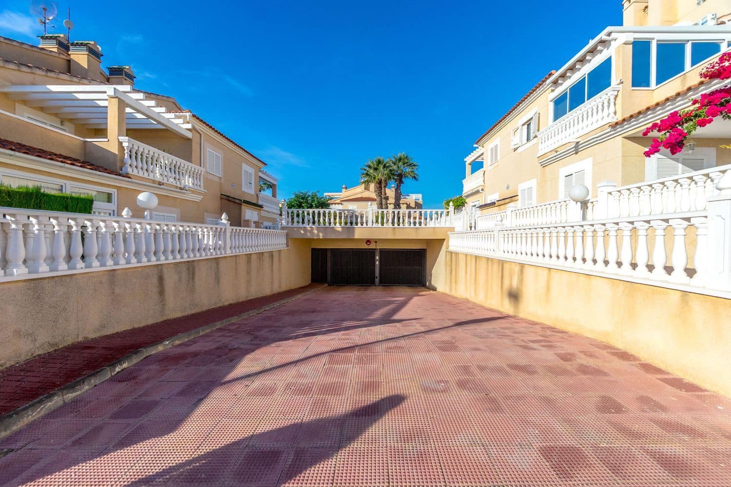 3 soverom Leilighet til salgs i Orihuela Costa med svømmebasseng garasje - € 229 900 (Ref: 9390028)