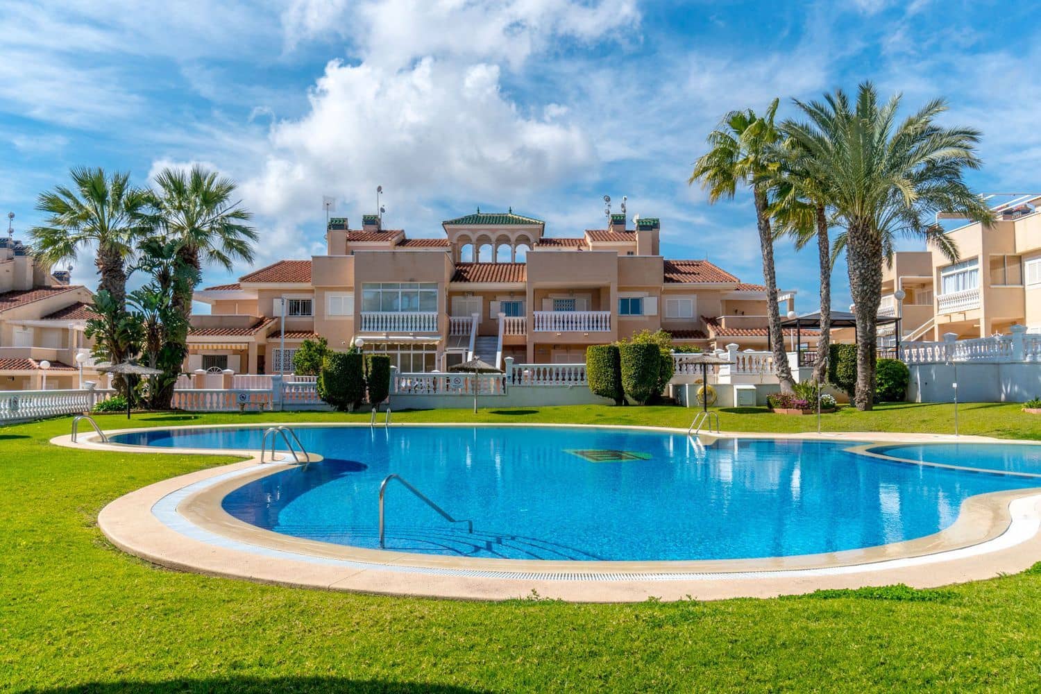 3 soverom Leilighet til salgs i Orihuela Costa med svømmebasseng garasje - € 229 900 (Ref: 9390028)