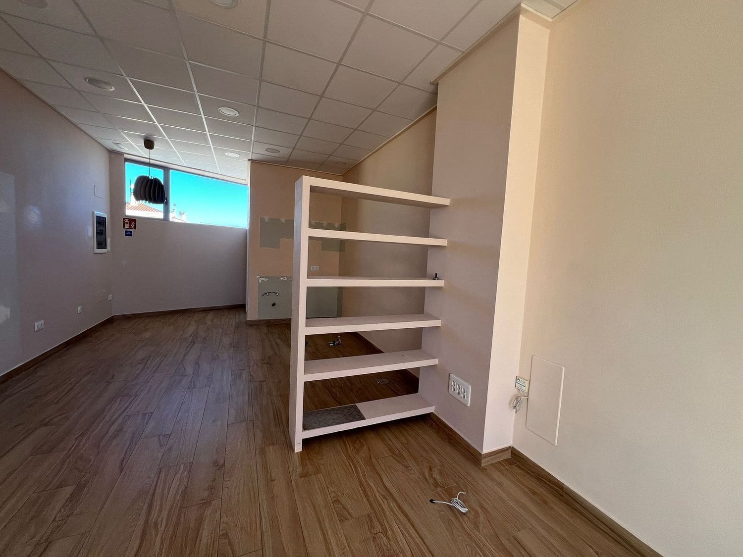 Commercial for rent in Orihuela Costa - € 700 (Ref: 9426708)