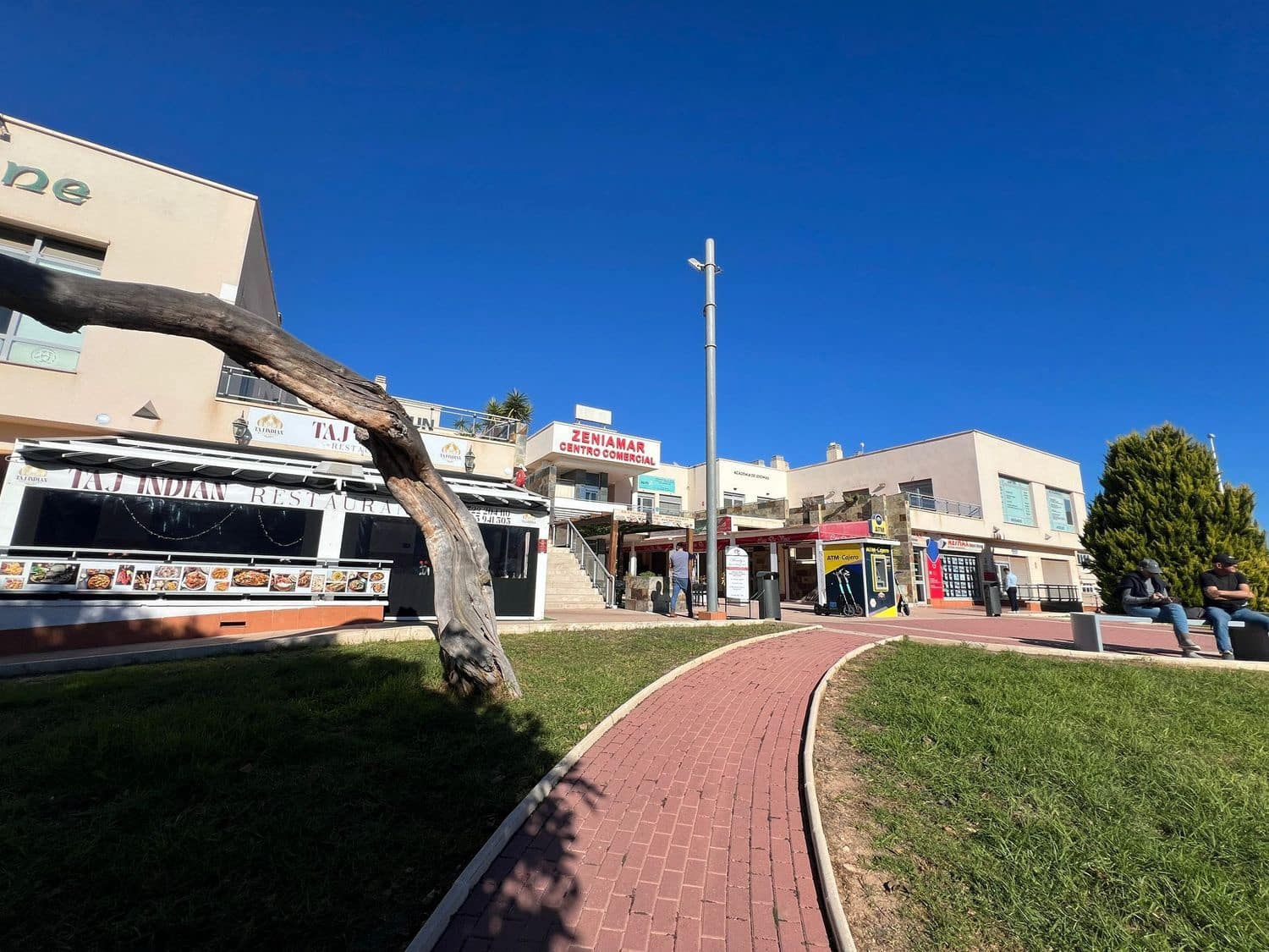 Commercial for rent in Orihuela Costa - € 700 (Ref: 9426708)