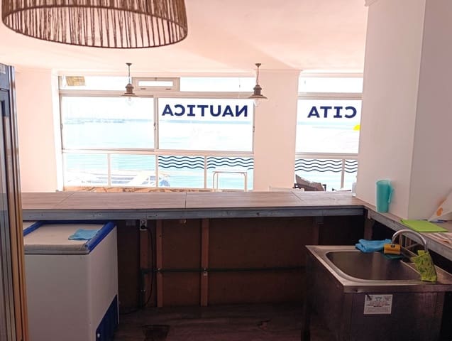 Gewerbe zu vermieten in Playa del Acequión, Torrevieja - 1.050 € (Ref: 9436720)