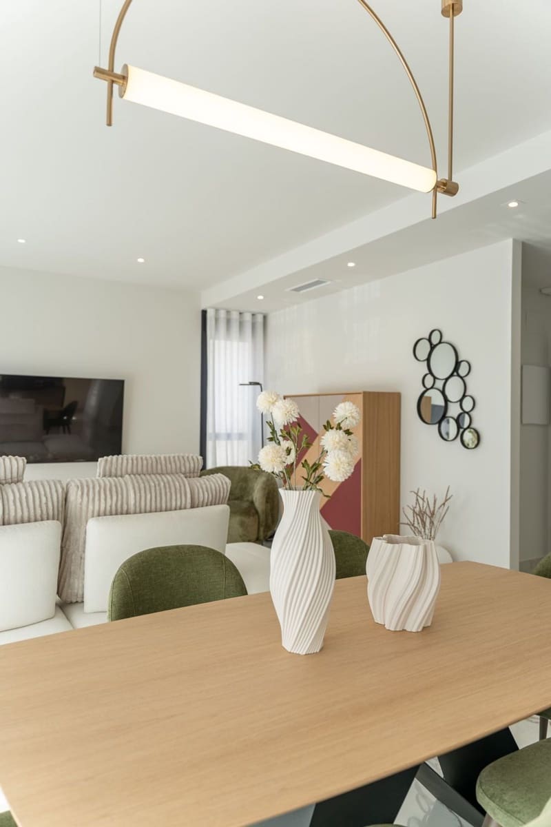 3 soverom Villa til salgs i Ciudad Quesada med svømmebasseng garasje - € 555 000 (Ref: 9445834)