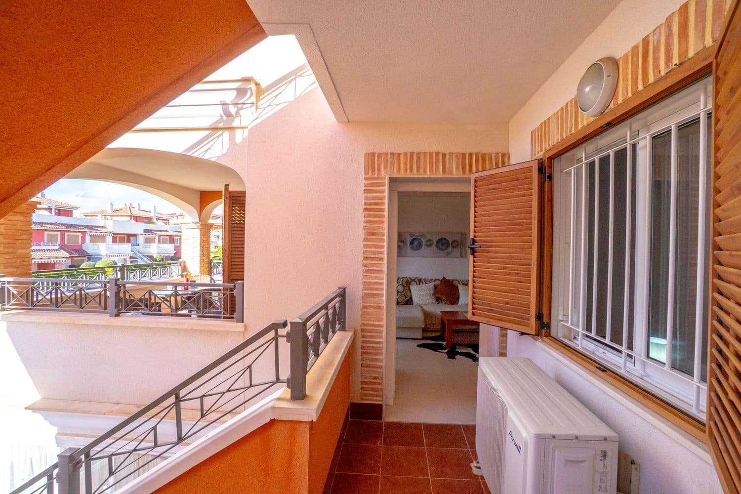 2 chambre Appartement à vendre à Orihuela Costa avec piscine garage - 199 900 € (Ref: 9467953)