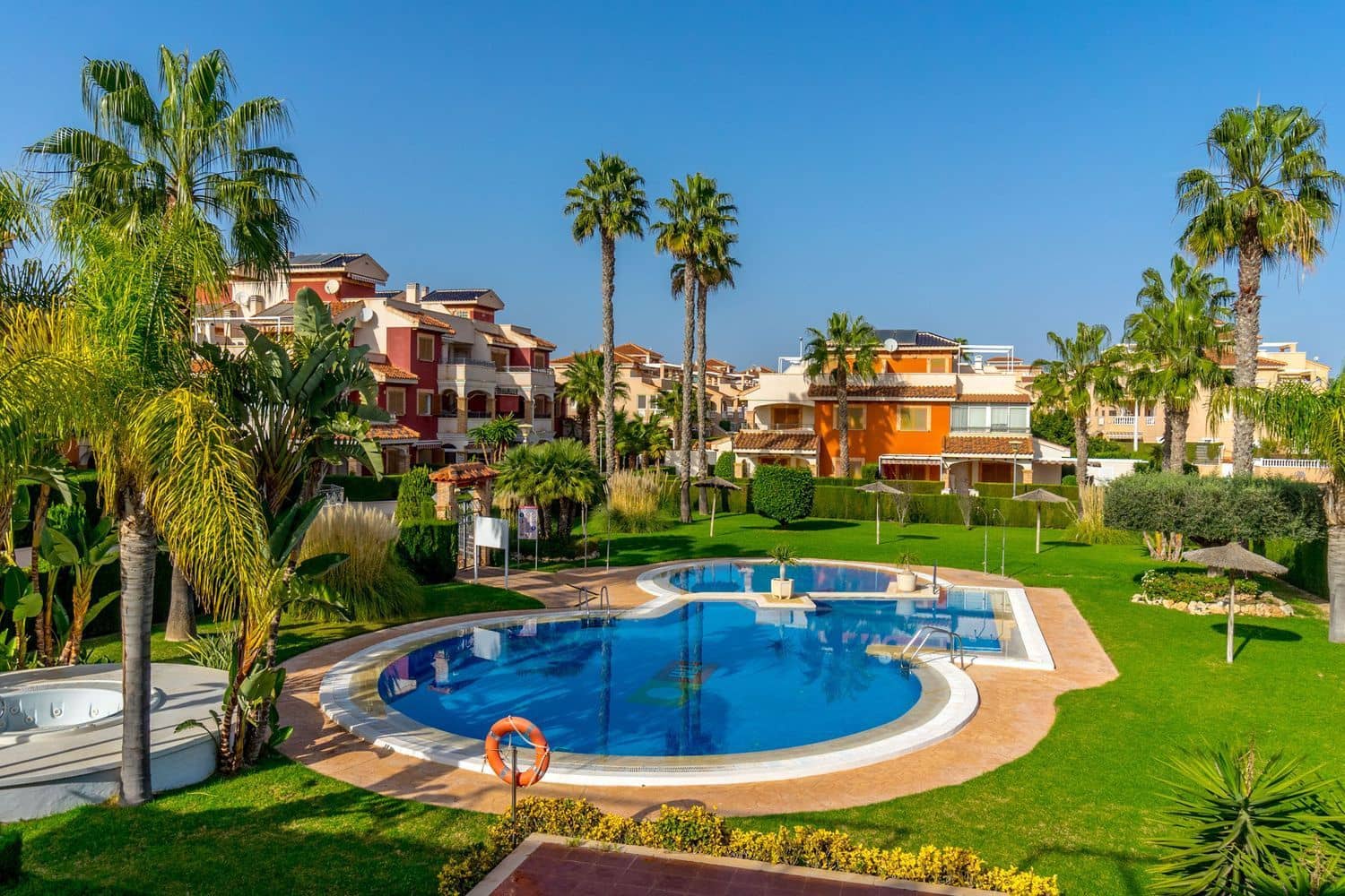 2 chambre Appartement à vendre à Orihuela Costa avec piscine garage - 199 900 € (Ref: 9467953)