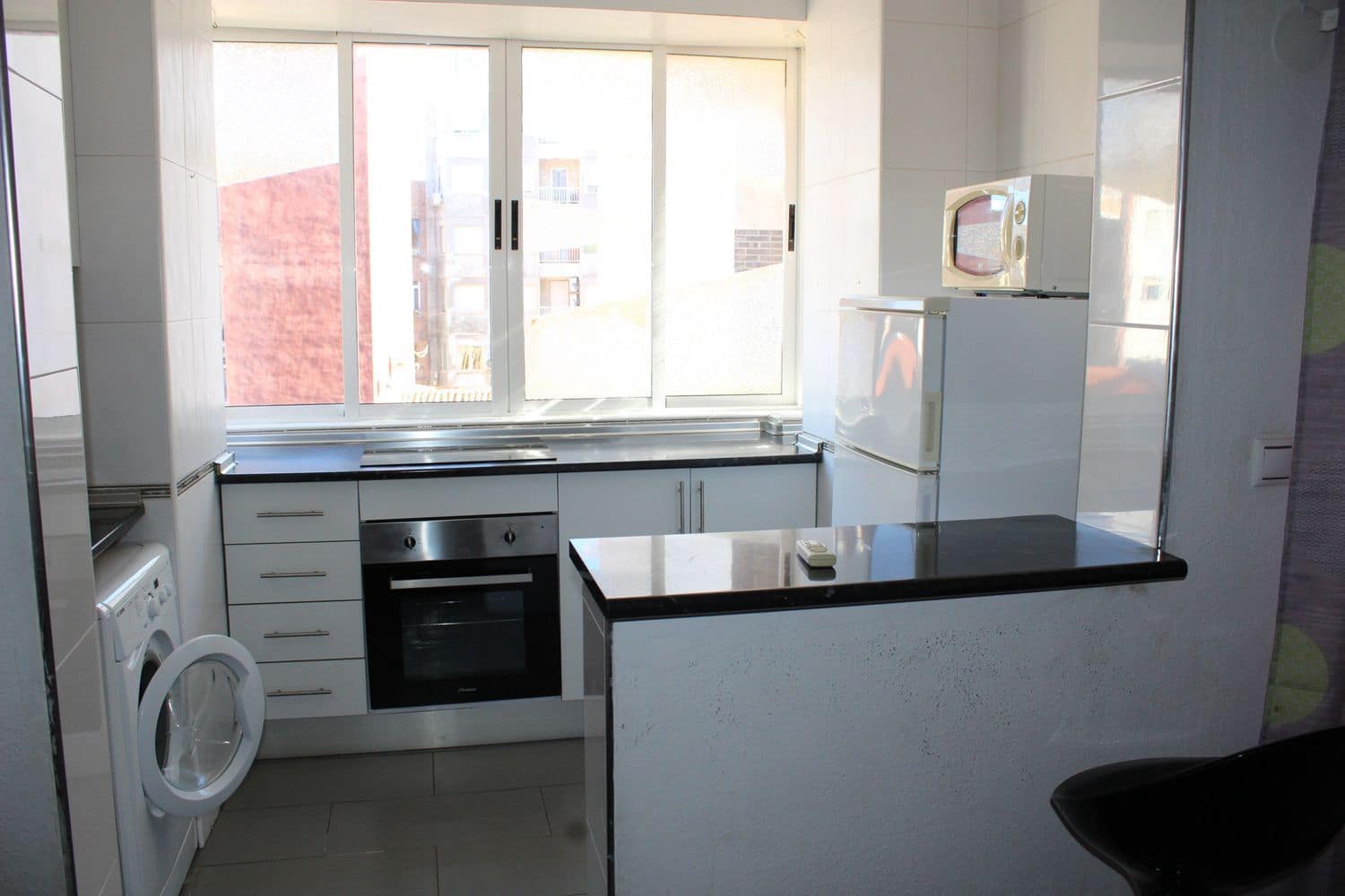 2 makuuhuone Huoneisto myytävänä paikassa Torrevieja mukana 
autotalli - 121 900 € (Ref: 9467954)