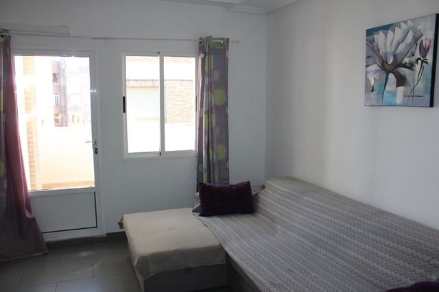 2 makuuhuone Huoneisto myytävänä paikassa Centro - Muelle Pesquero, Torrevieja mukana 
autotalli - 121 900 € (Ref: 9467954)