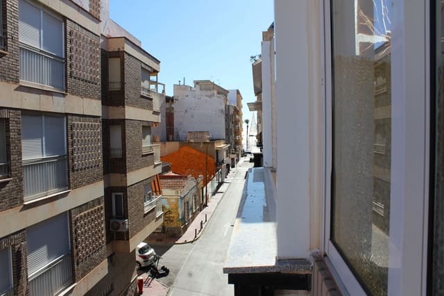 2 makuuhuone Huoneisto myytävänä paikassa Centro - Muelle Pesquero, Torrevieja mukana 
autotalli - 121 900 € (Ref: 9467954)