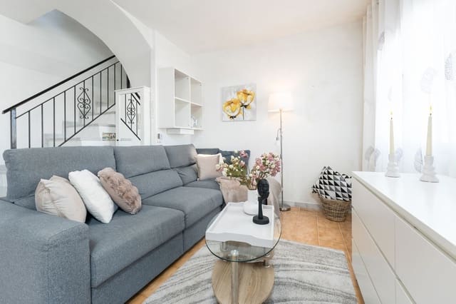 Apartamento de 2 habitaciones en La Veleta, Torrevieja en venta con garaje - 169.500 € (Ref: 9471911)