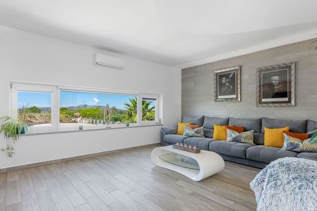 5 sypialnia Finka/Dom wiejski na sprzedaż w Torremendo, Orihuela z basenem garażem - 1 694 900 € (Ref: 9501858)