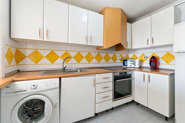 3 quarto Apartamento para venda em Dehesa de Campoamor, Orihuela com piscina garagem - 199 900 € (Ref: 9533214)