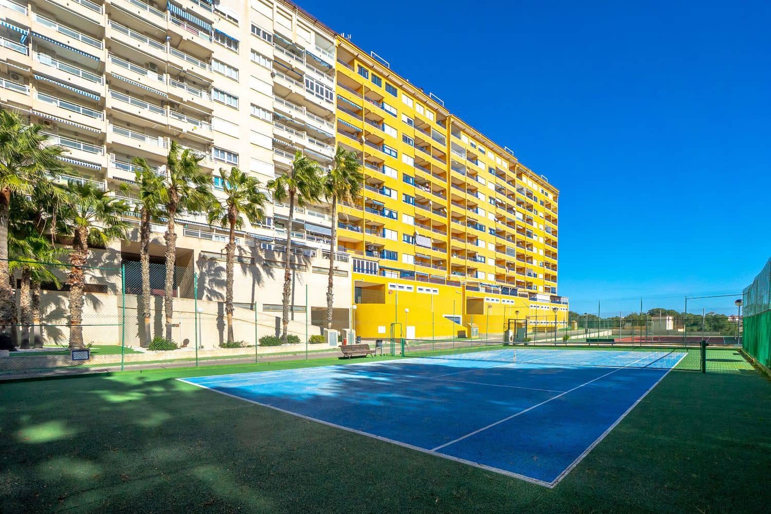 3 bedroom Apartment for sale in Campoamor with pool garage - € 199,900 (Ref: 9533214)