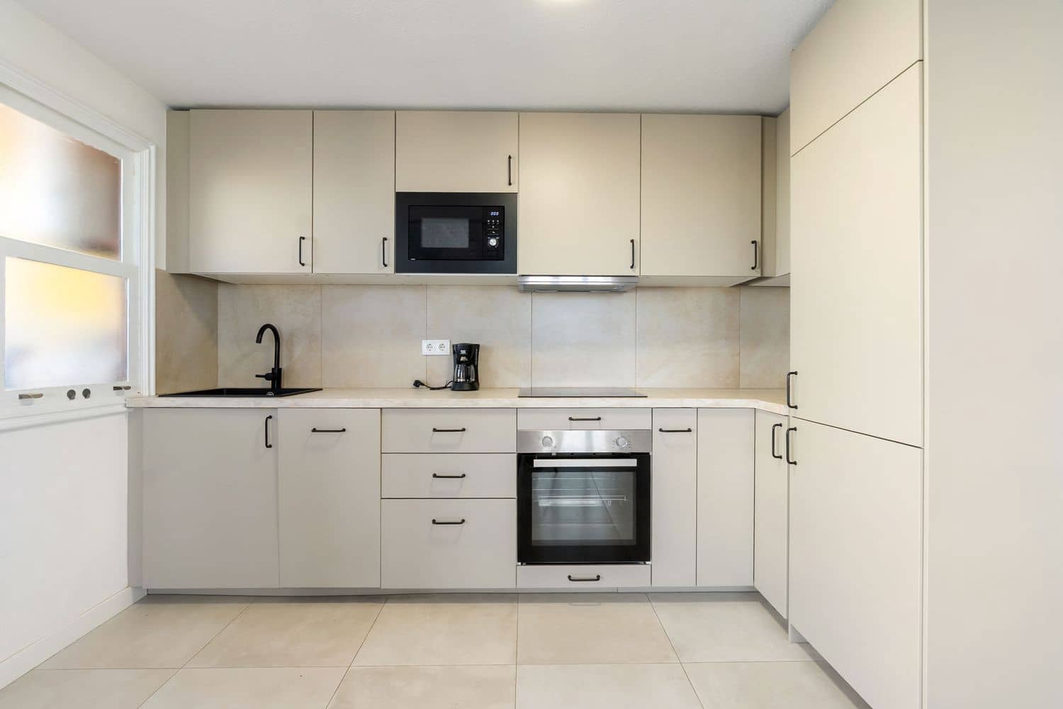 3 quarto Apartamento para venda em Torrevieja com piscina garagem - 219 000 € (Ref: 9547383)