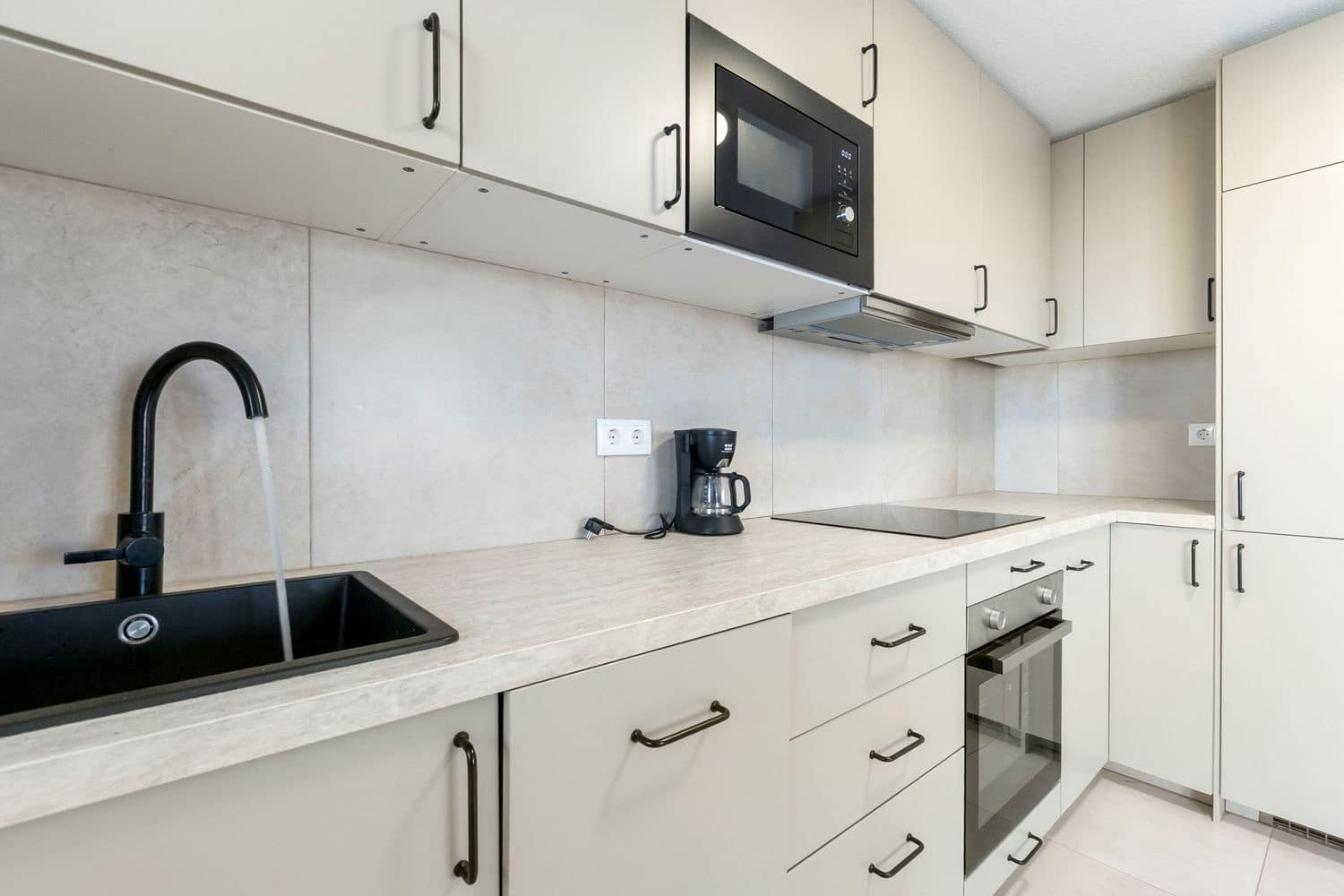 3 quarto Apartamento para venda em Torrevieja com piscina garagem - 219 000 € (Ref: 9547383)