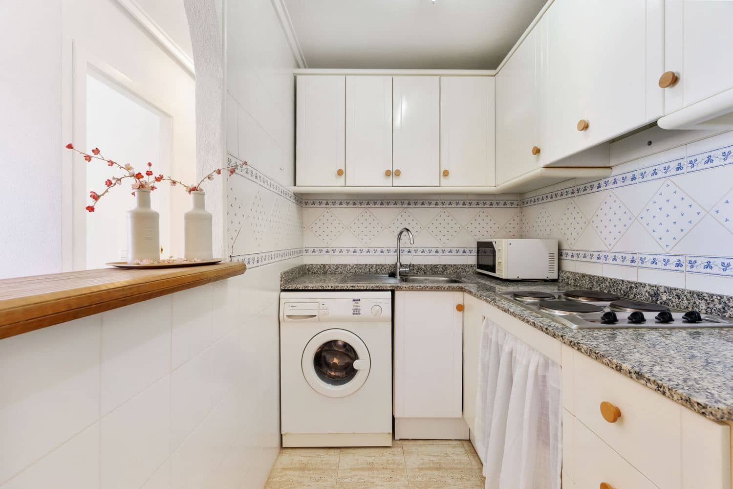 2 soveværelse Lejlighed til salg i Torrevieja med swimmingpool garage - € 169.900 (Ref: 9557480)