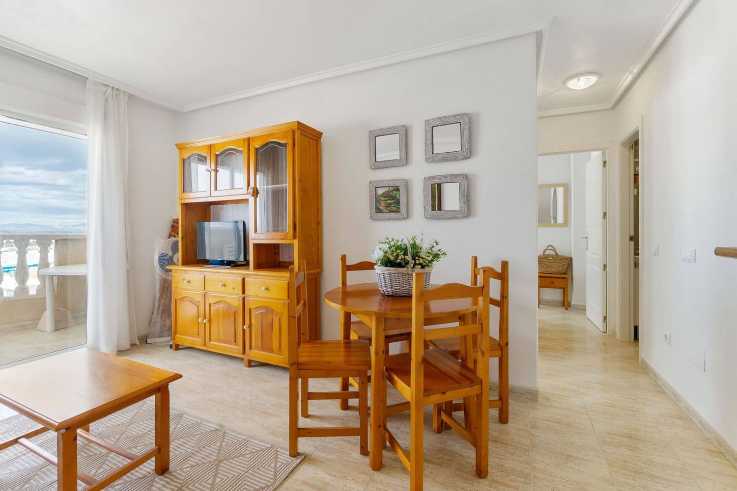 2 soveværelse Lejlighed til salg i Torrevieja med swimmingpool garage - € 169.900 (Ref: 9557480)