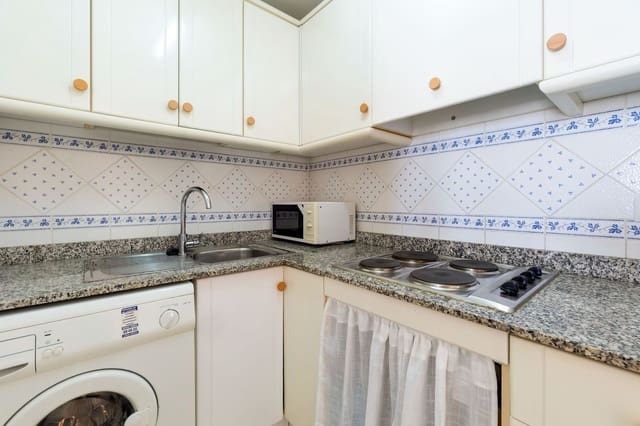 2 makuuhuone Huoneisto myytävänä paikassa Nueva Torrevieja, Torrevieja mukana uima-altaan 
autotalli - 169 900 € (Ref: 9557480)