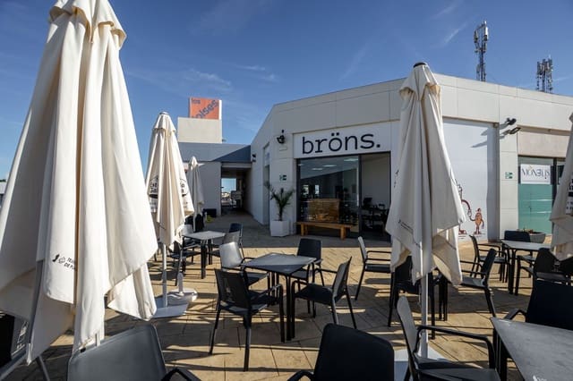 Comercial para arrendar em La Zenia, Orihuela - 750 € (Ref: 9564185)