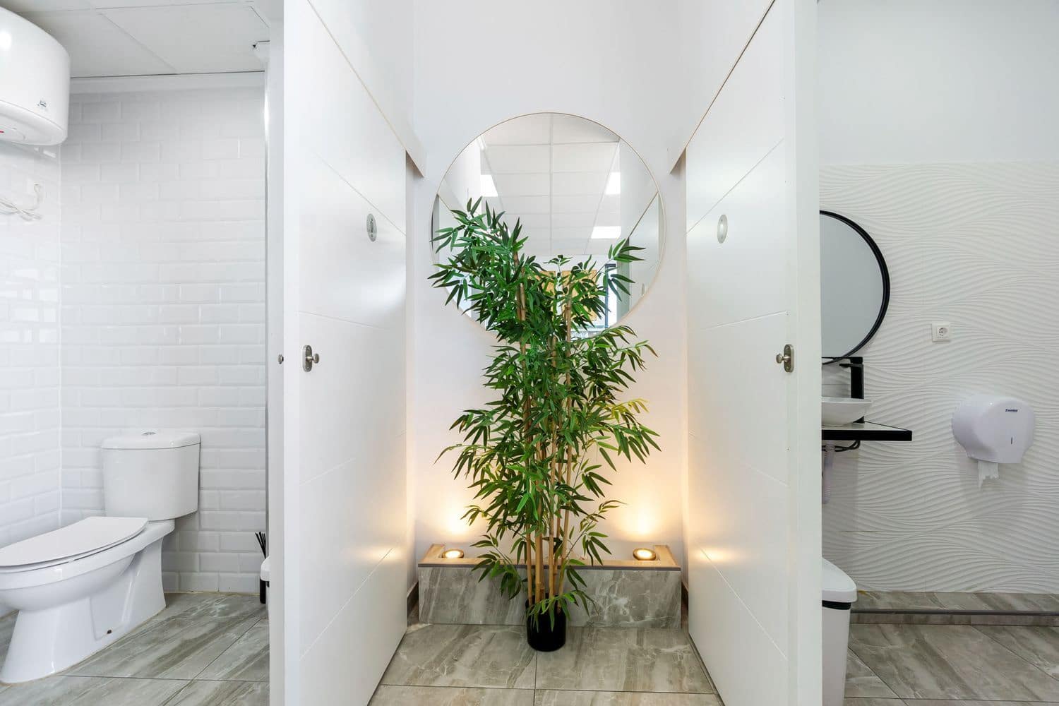 Erhverv til leje i La Zenia - € 750 (Ref: 9564185)