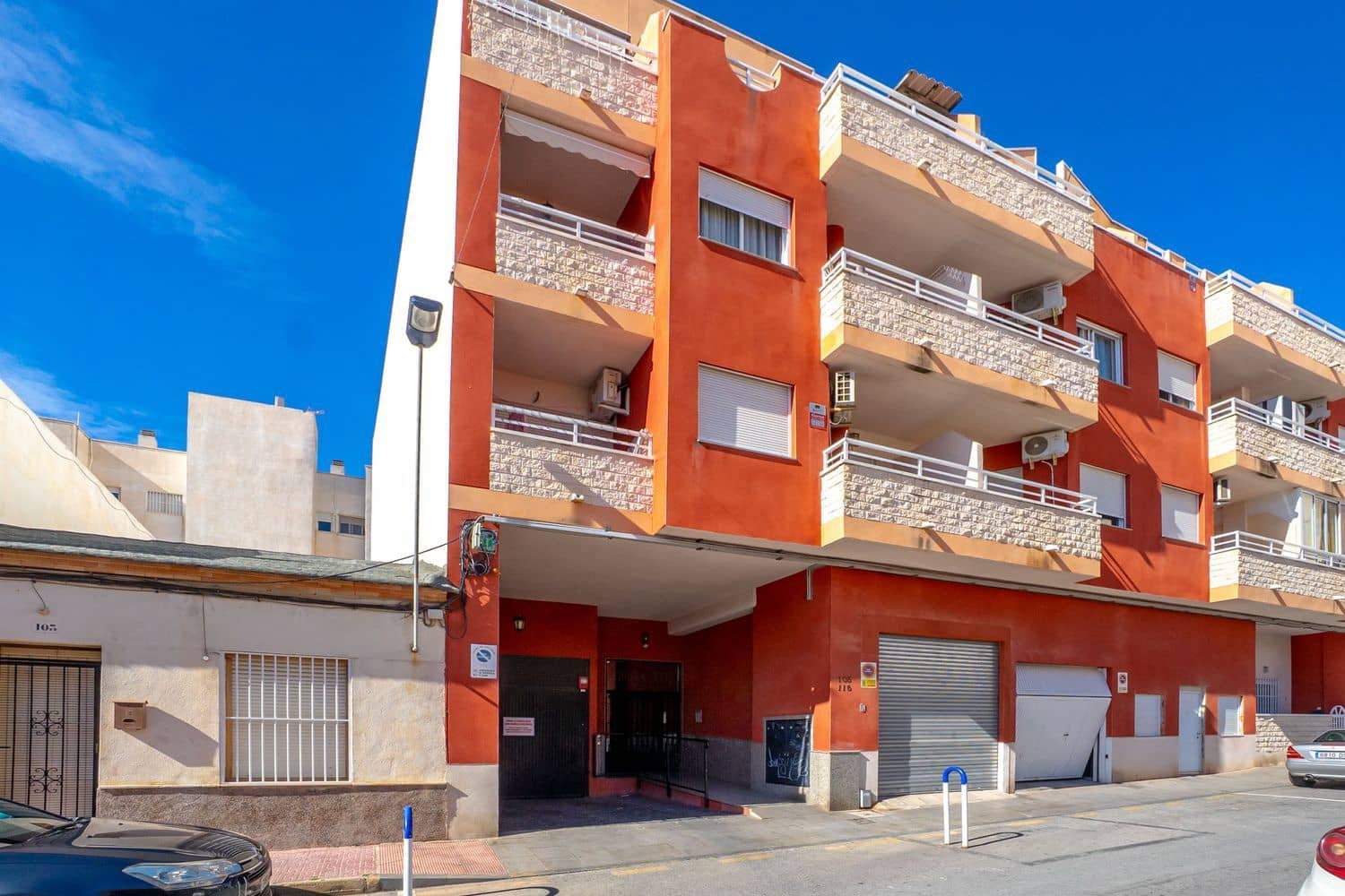 1 Zimmer Apartment zu verkaufen in Torrevieja mit Garage - 149.900 € (Ref: 9590494)