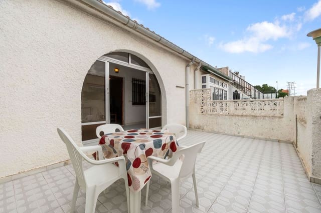 2 soverom Hus til salgs i El Chaparral, Torrevieja med garasje - € 110 000 (Ref: 9594520)