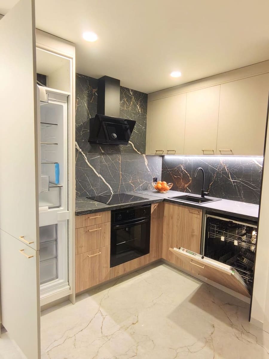 2 soverom Leilighet til salgs i Torrevieja med svømmebasseng garasje - € 181 000 (Ref: 9594521)