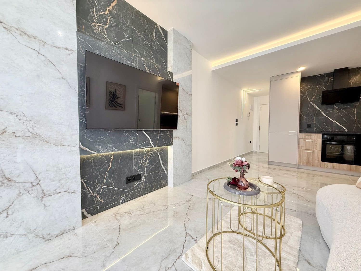 2 soverom Leilighet til salgs i Torrevieja med svømmebasseng garasje - € 181 000 (Ref: 9594521)