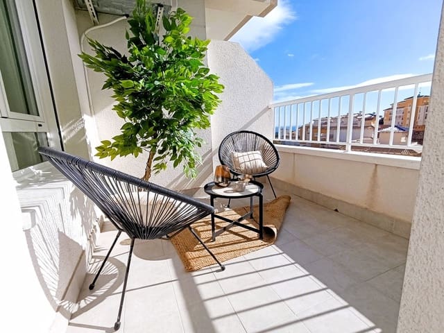 3 chambre Appartement à vendre à Dehesa de Campoamor, Orihuela avec piscine garage - 199 900 € (Ref: 9598531)