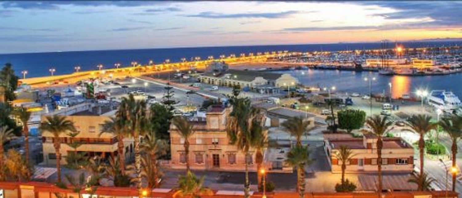 3 quarto Apartamento para venda em Torrevieja com piscina garagem - 368 000 € (Ref: 9618971)