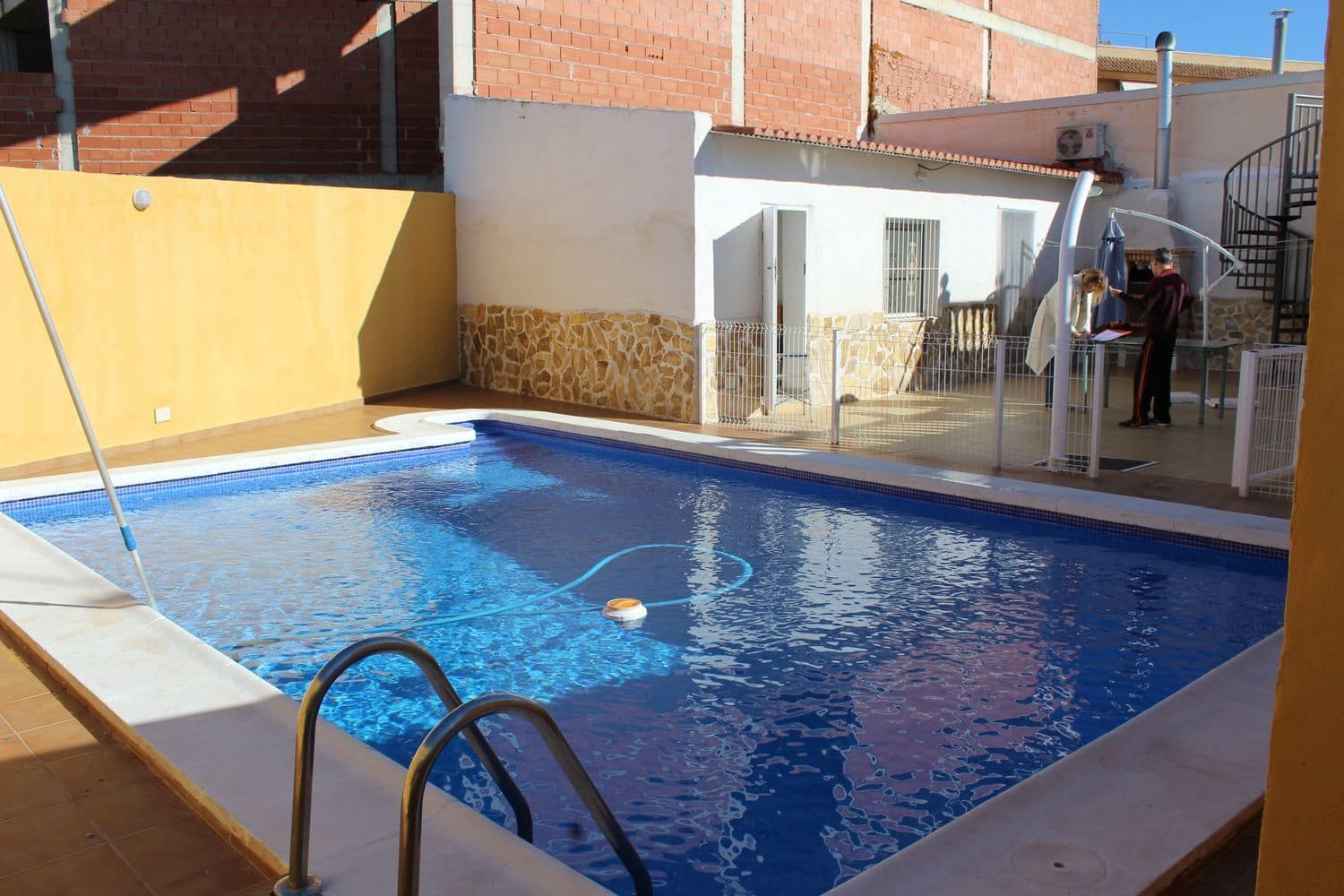 4 soveværelse Byhus til salg i Los Montesinos med swimmingpool garage - € 275.000 (Ref: 9636223)