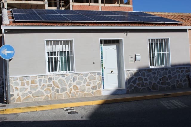 4 soveværelse Byhus til salg i Los Montesinos med swimmingpool garage - € 275.000 (Ref: 9636223)