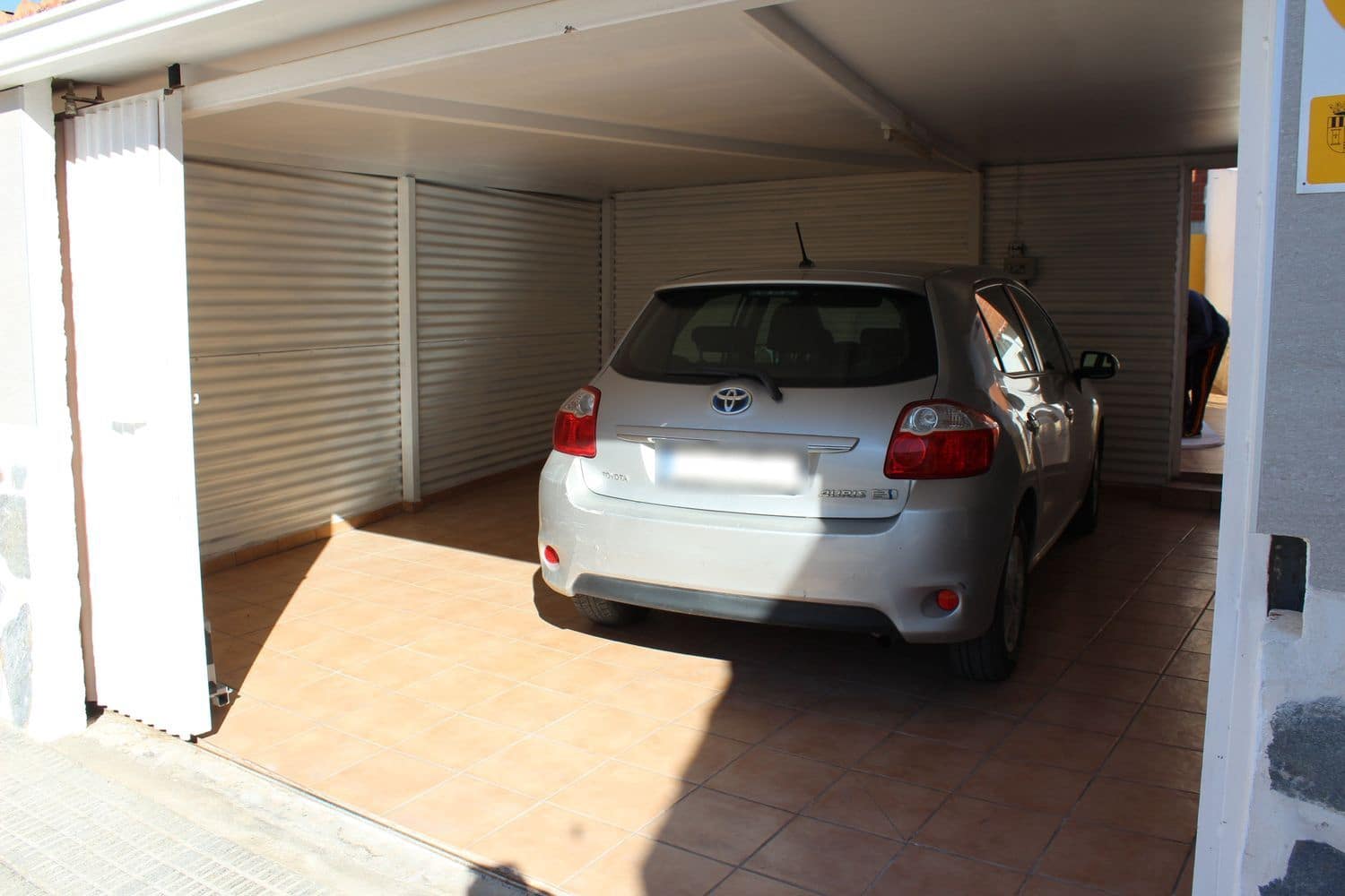 4 bedroom Townhouse for sale in Los Montesinos with pool garage - € 275,000 (Ref: 9636223)