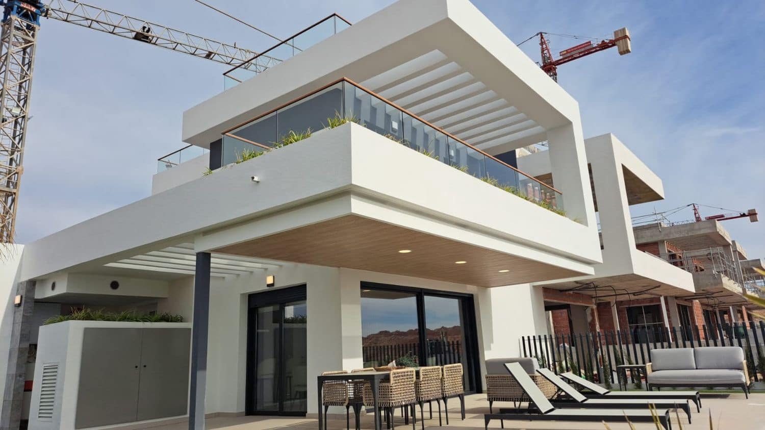 3 sovrum Hus till salu i Torrevieja med pool garage - 620 000 € (Ref: 9647715)