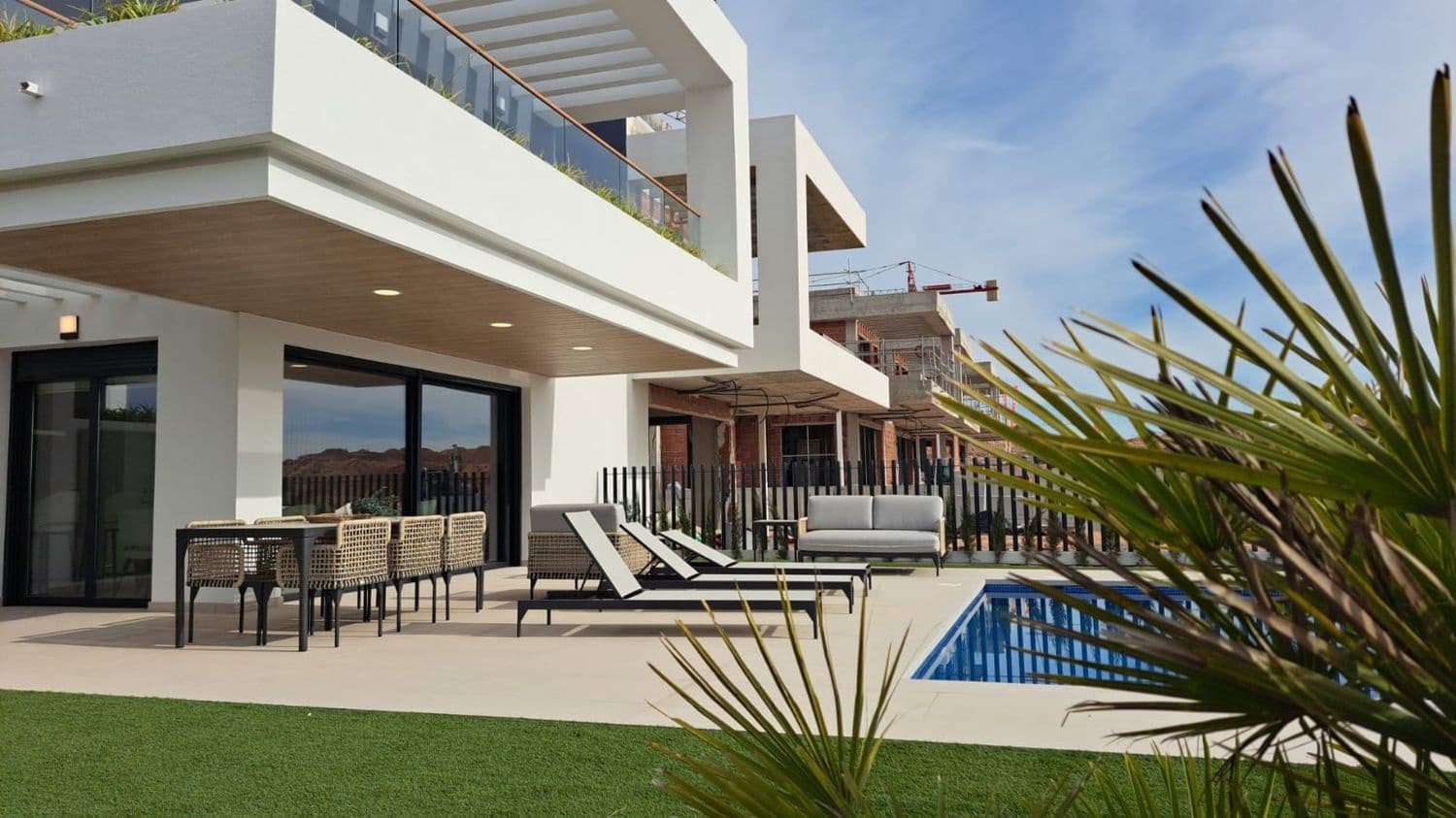 3 sovrum Hus till salu i Torrevieja med pool garage - 620 000 € (Ref: 9647715)