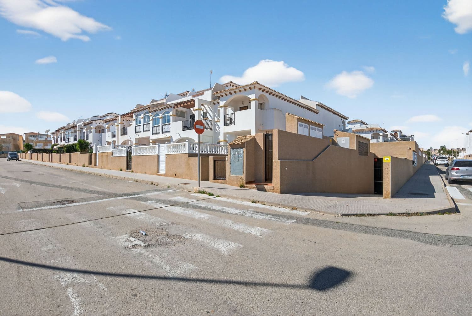 Autotalli myytävänä paikassa Orihuela Costa - 6 200 € (Ref: 9654540)