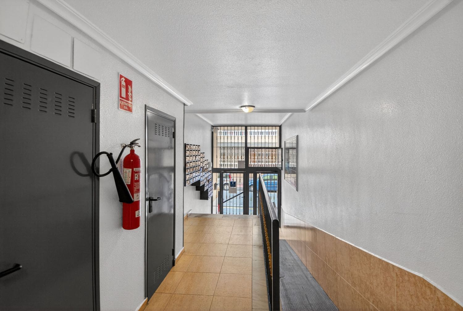 2 sovrum Lägenhet till salu i Torrevieja med pool garage - 123 000 € (Ref: 9673730)