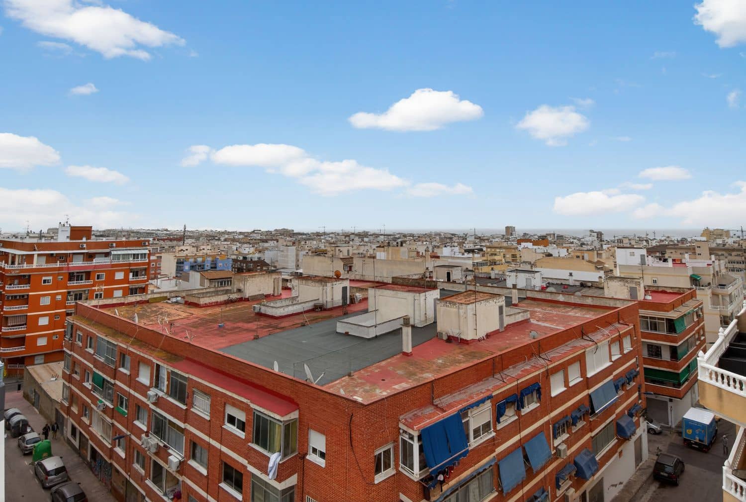 2 sovrum Lägenhet till salu i Torrevieja med pool garage - 123 000 € (Ref: 9673730)