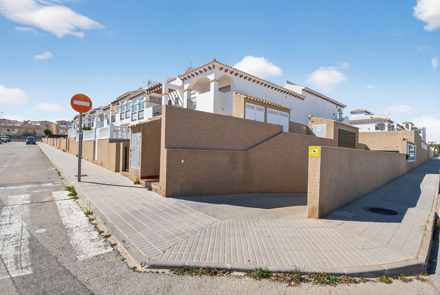Garasje til salgs i Orihuela Costa - € 5 500 (Ref: 9673731)