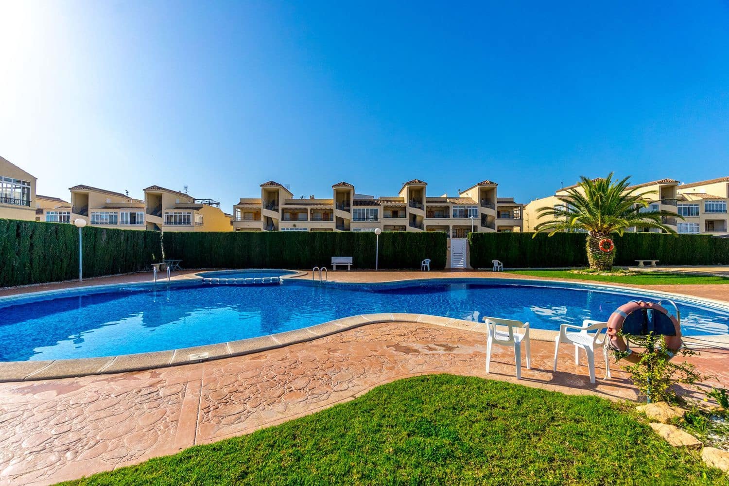 2 bedroom Apartment for sale in Orihuela Costa with pool garage - € 149,900 (Ref: 9679488)