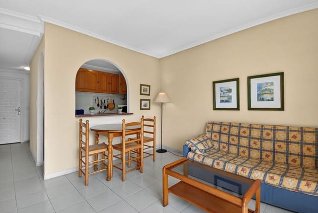 1 quarto Apartamento para venda em Las Piscinas Naturales, Torrevieja com garagem - 124 000 € (Ref: 9700369)