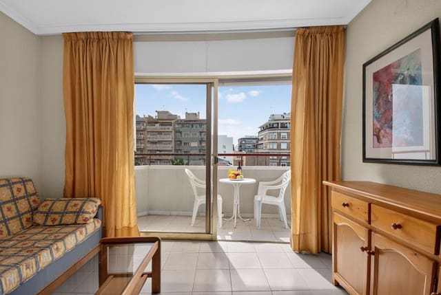 1 quarto Apartamento para venda em Las Piscinas Naturales, Torrevieja com garagem - 124 000 € (Ref: 9700369)