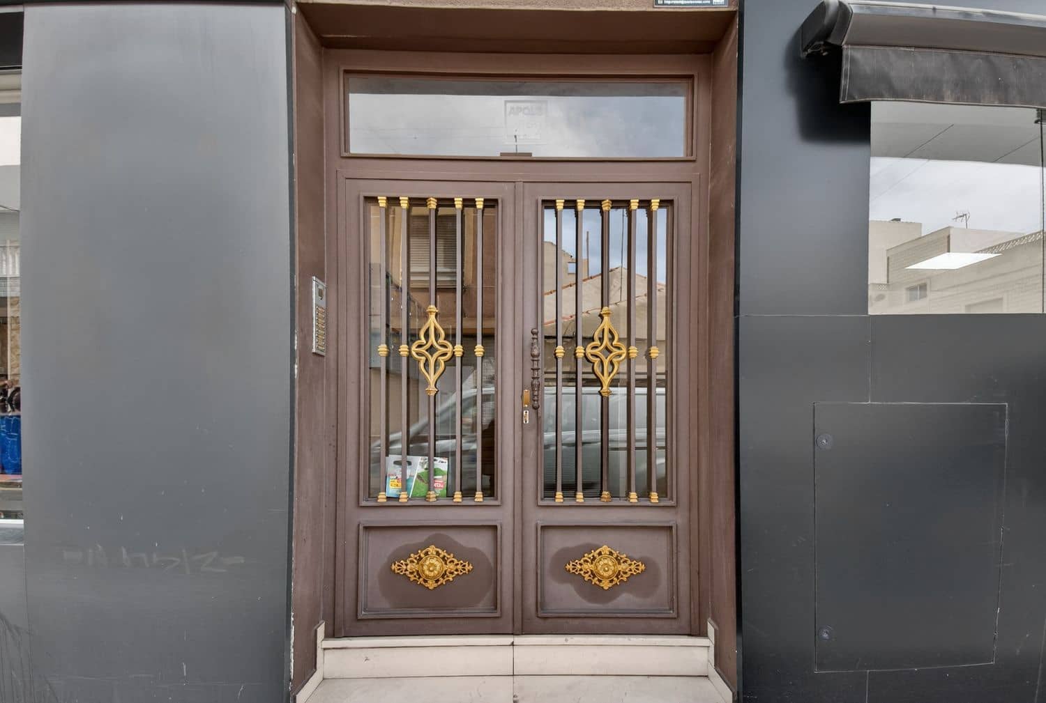 1 sovrum Lägenhet till salu i Torrevieja med garage - 124 000 € (Ref: 9700369)