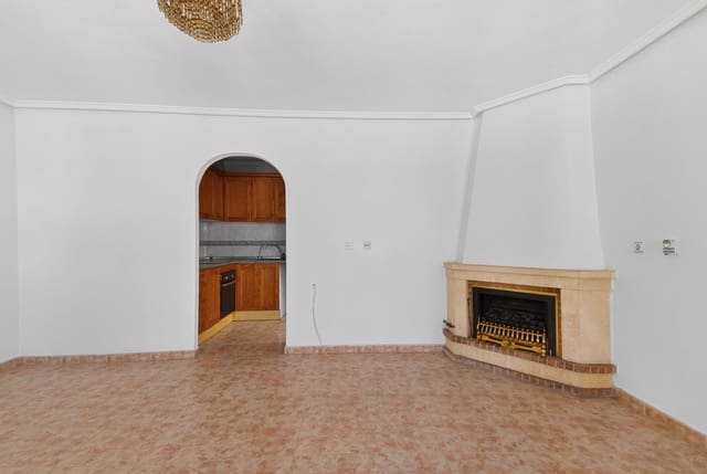 2 makuuhuone Omakotitalo myytävänä paikassa Playa Flamenca, Orihuela mukana uima-altaan 
autotalli - 194 995 € (Ref: 9719499)