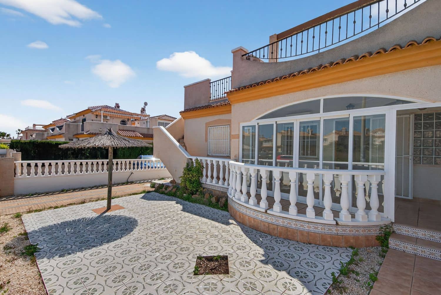 2 bedroom Townhouse for sale in Playa Flamenca with pool garage - € 194,995 (Ref: 9719499)