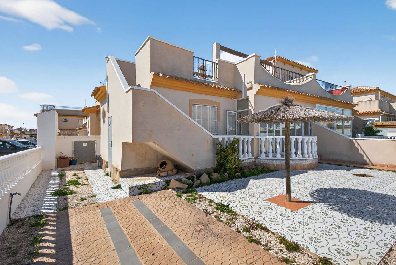 2 bedroom Townhouse for sale in Playa Flamenca with pool garage - € 194,995 (Ref: 9719499)